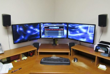 computer monitors wall bracket